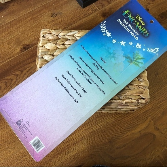 Disney's Encanto 3 Silicone Breakfast Molds - Picture 2 of 2